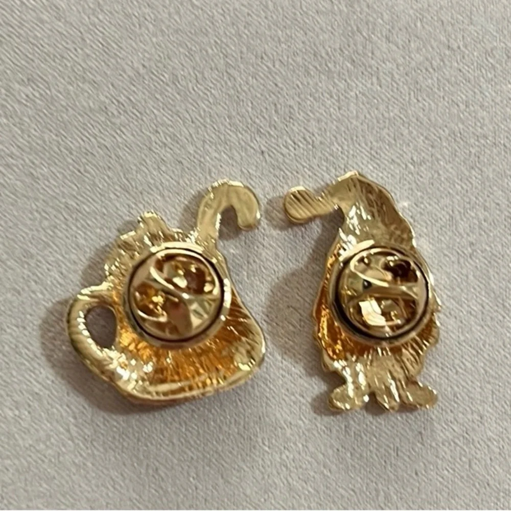 Christmas Pins, New
